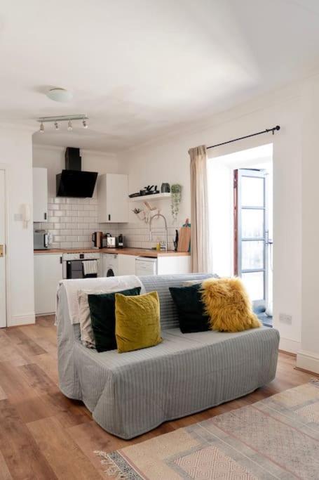 Penarth/Cardiff Bay: Deluxe Flat: 10 Mins To City! Exterior photo