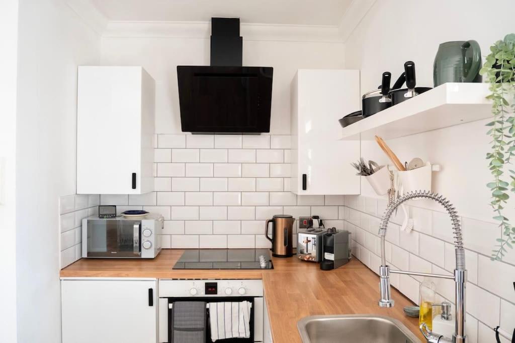 Penarth/Cardiff Bay: Deluxe Flat: 10 Mins To City! Exterior photo